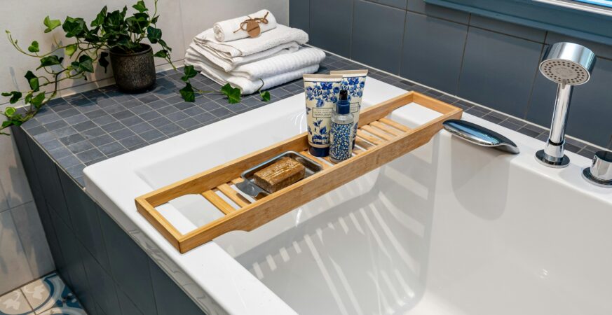 bathtub tray
